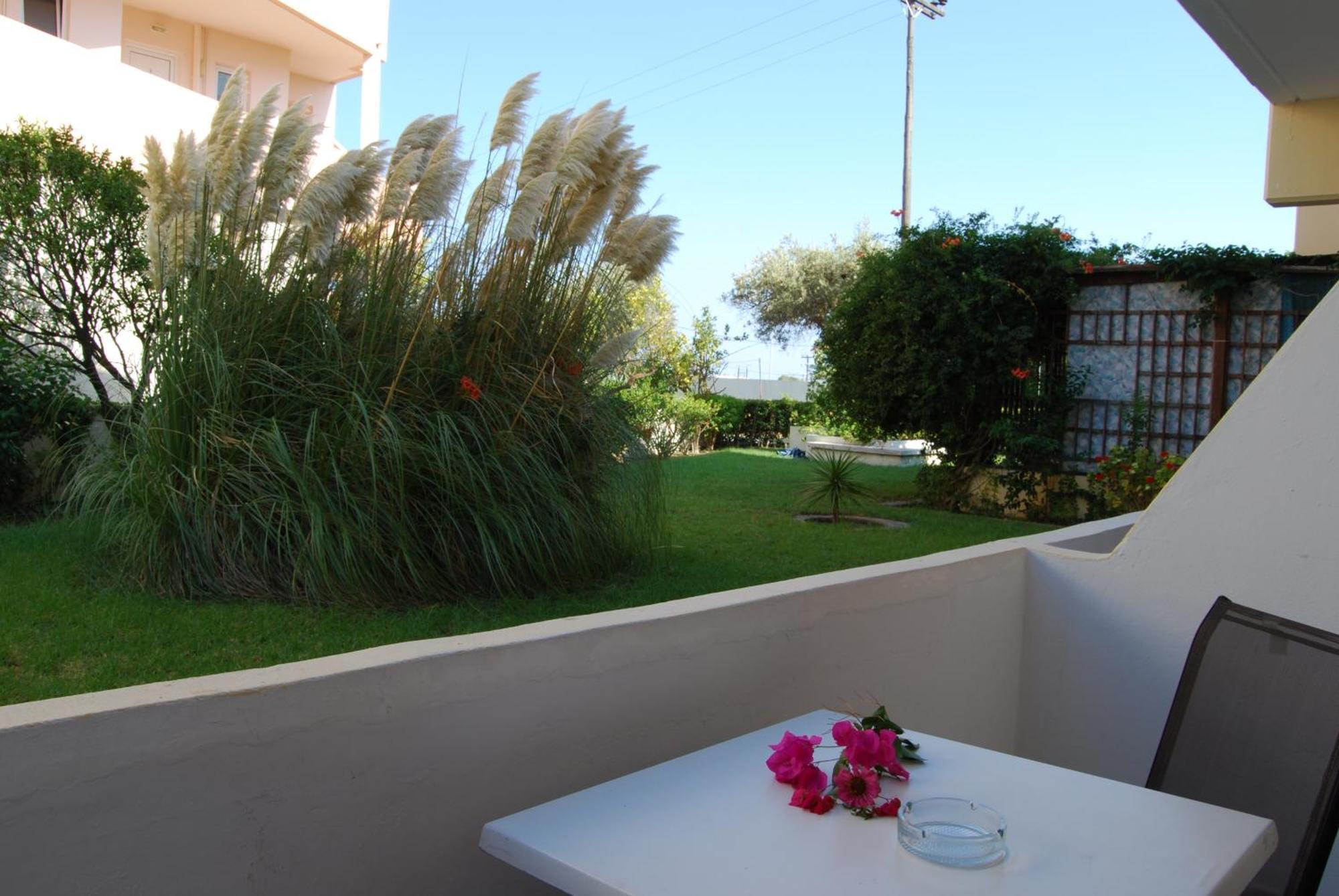 Artemis Studios Faliraki Rom bilde